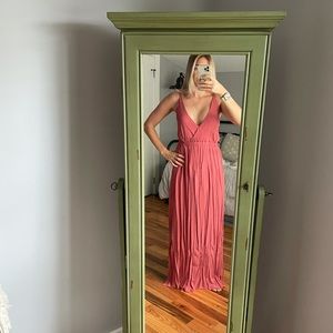NWOT Lulu’s Maxi Dress in Rose Sz XS